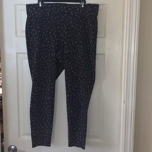 Old Navy Leopard Print Legging